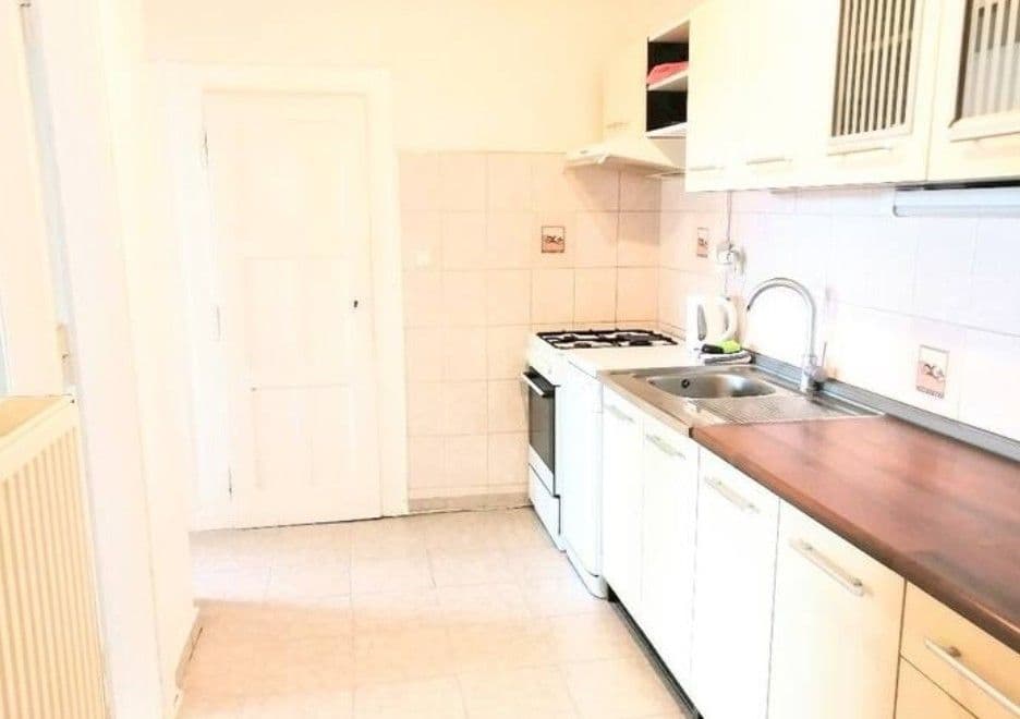 Prenájom bytu 2-izbový 50 m², Boleslavova, Praha, Praha Prenájom bytu 2-izbový 50 m², Boleslavova, Praha, Praha