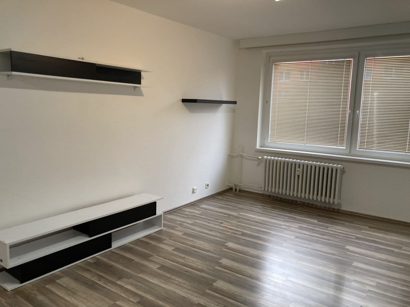 Predaj bytu 1-izbový 38 m², Pavlouskova, Ostrava, Moravskoslezský kraj Predaj bytu 1-izbový 38 m², Pavlouskova, Ostrava, Moravskoslezský kraj