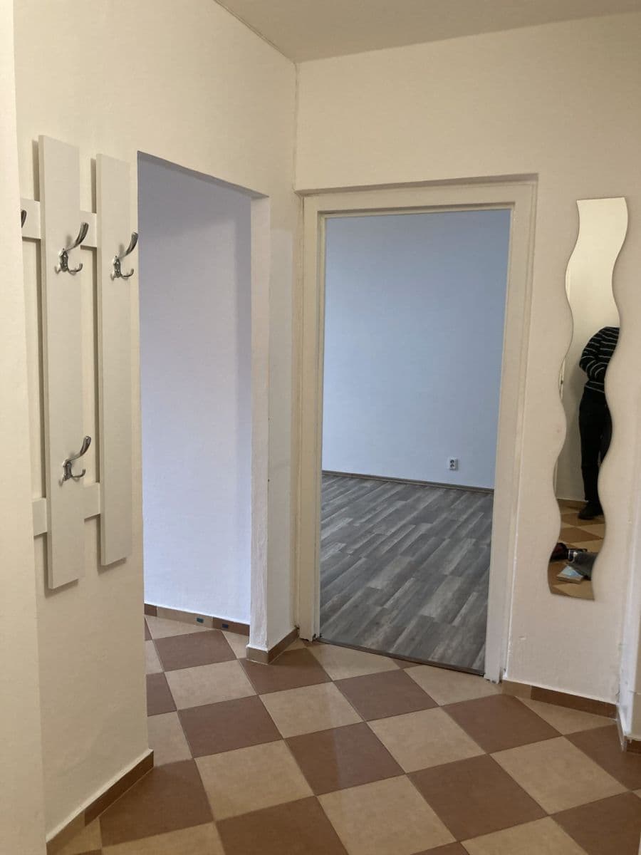 Predaj bytu 1-izbový 38 m², Pavlouskova, Ostrava, Moravskoslezský kraj Predaj bytu 1-izbový 38 m², Pavlouskova, Ostrava, Moravskoslezský kraj