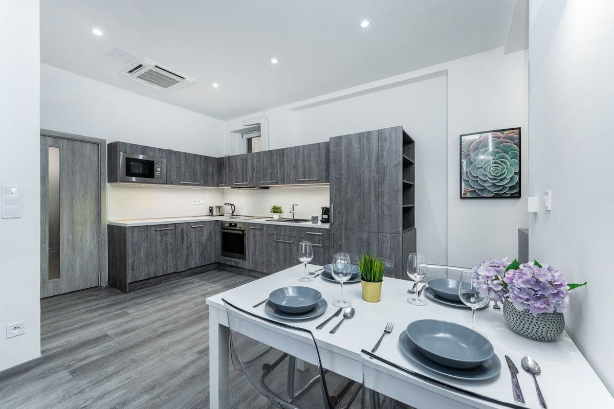 Prenájom bytu 50 m², Opletalova, Praha, Praha Prenájom bytu 50 m², Opletalova, Praha, Praha