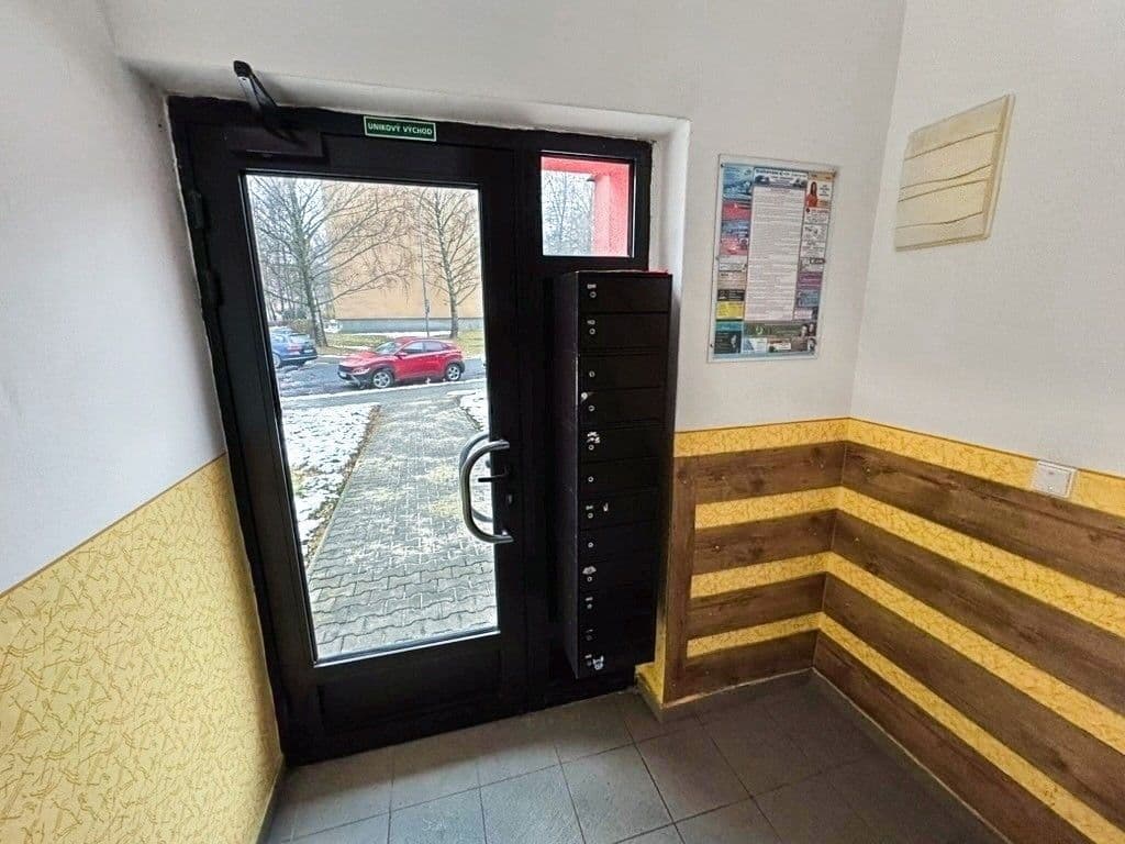 Prenájom bytu 2-izbový 58 m², Slovenská, Karviná, Moravskoslezský kraj Prenájom bytu 2-izbový 58 m², Slovenská, Karviná, Moravskoslezský kraj