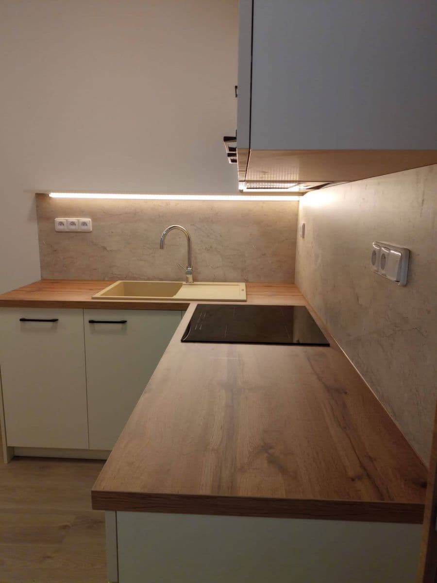 Prenájom bytu 1-izbový 23 m², Augustina Lukeše, Brandýs nad Labem-Stará Boleslav, Středočeský kraj Prenájom bytu 1-izbový 23 m², Augustina Lukeše, Brandýs nad Labem-Stará Boleslav, Středočeský kraj