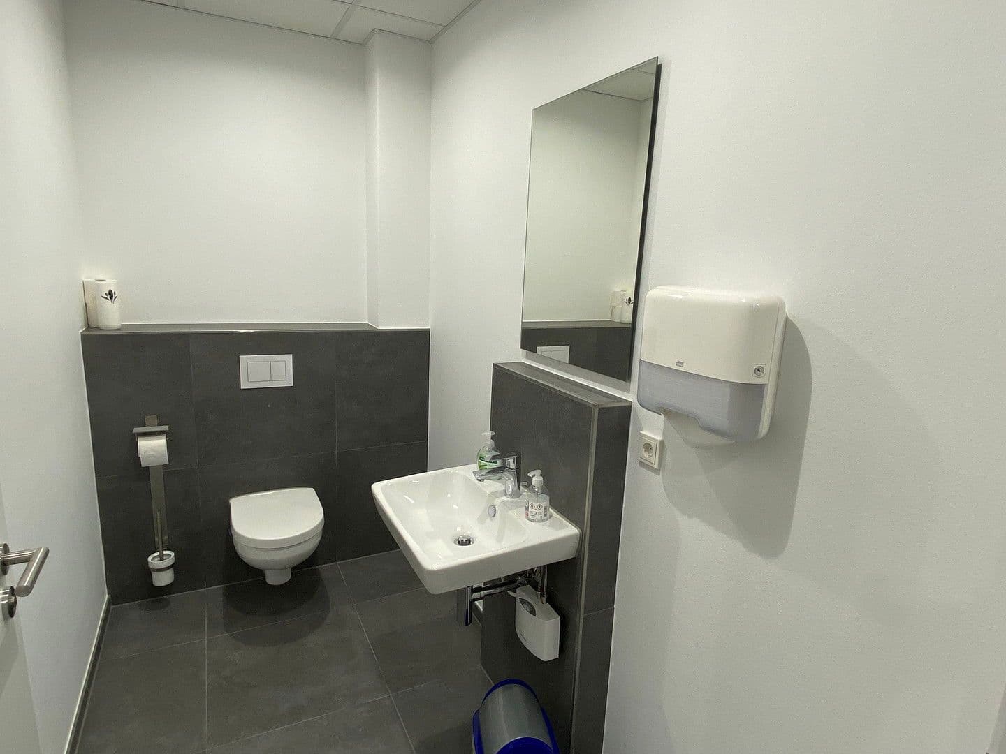 Prenájom kancelárie 52 m², Salzkotten, Severné Porýnie - Westfálsko Prenájom kancelárie 52 m², Salzkotten, Severné Porýnie - Westfálsko