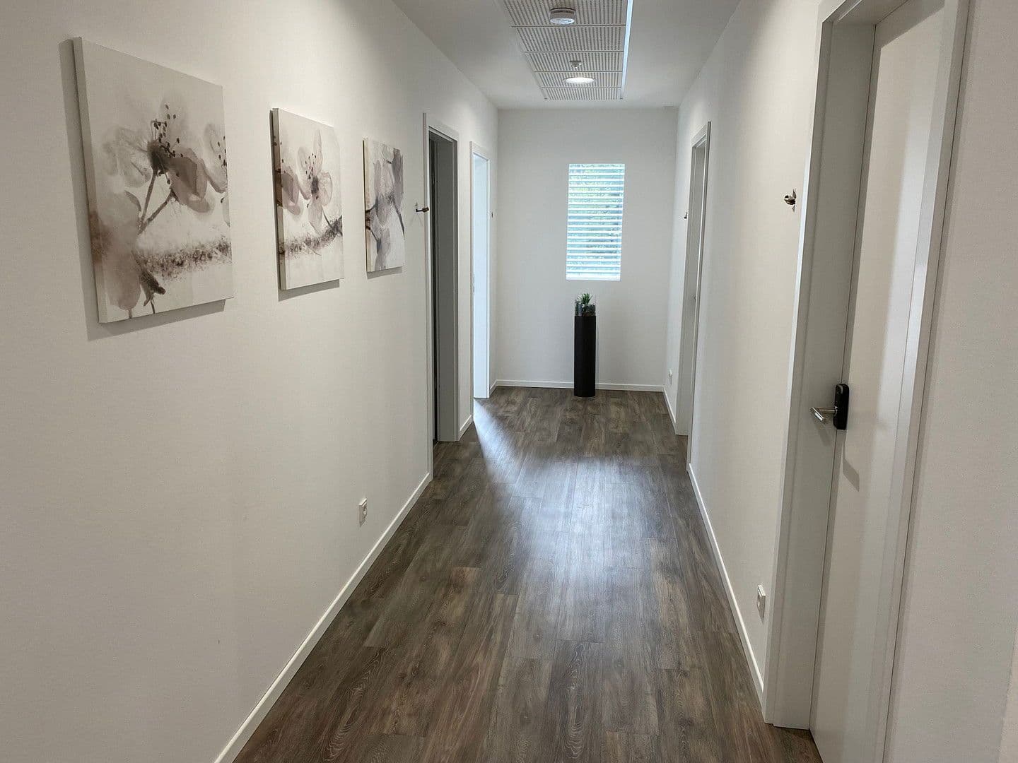 Prenájom kancelárie 52 m², Salzkotten, Severné Porýnie - Westfálsko Prenájom kancelárie 52 m², Salzkotten, Severné Porýnie - Westfálsko