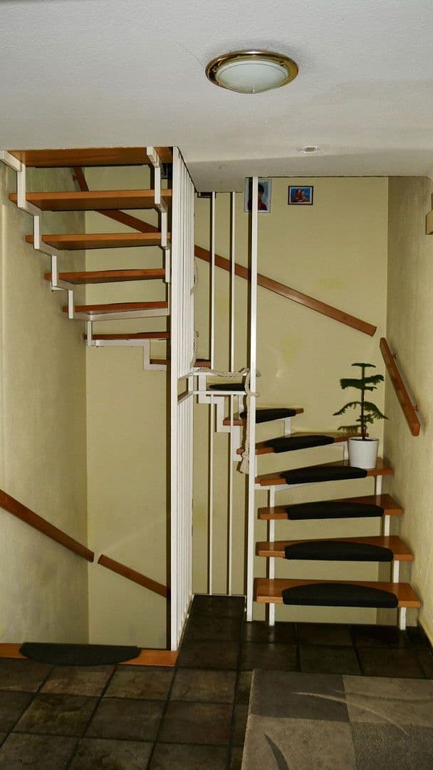 Predaj domu 129 m², pozemek 255 m², Babbenhausener Str. 46, Bad Oeynhausen, Severné Porýnie - Westfálsko Predaj domu 129 m², pozemek 255 m², Babbenhausener Str. 46, Bad Oeynhausen, Severné Porýnie - Westfálsko