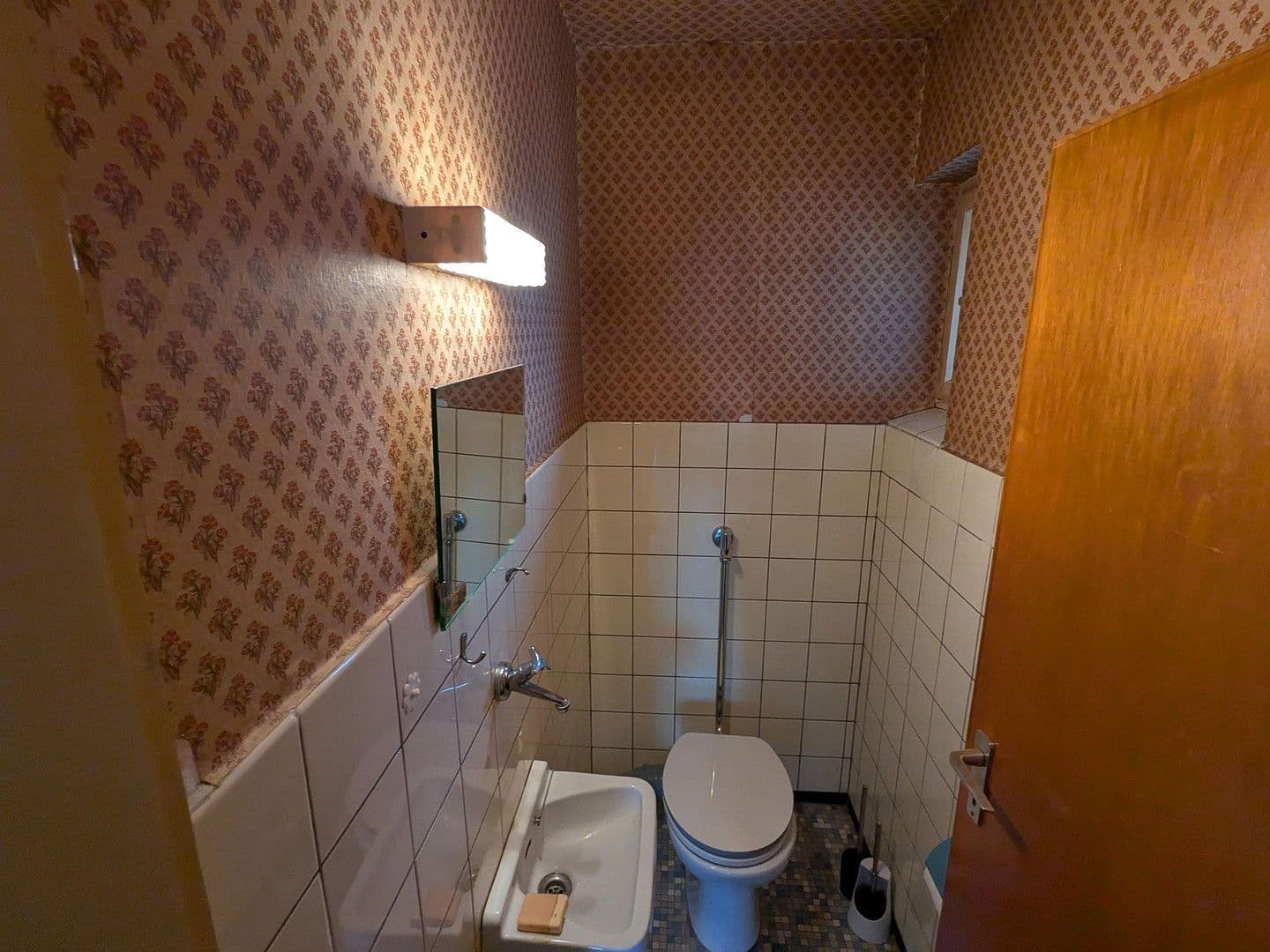 Predaj domu 160 m², pozemek 400 m², Nussbaumstraße 20, Saarbrücken, Sársko Predaj domu 160 m², pozemek 400 m², Nussbaumstraße 20, Saarbrücken, Sársko