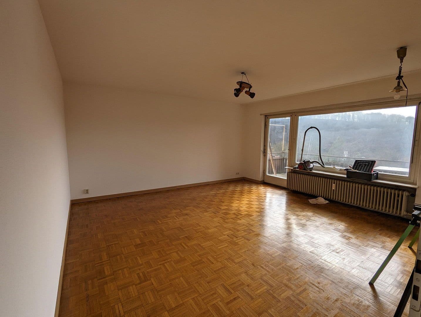 Predaj domu 160 m², pozemek 400 m², Nussbaumstraße 20, Saarbrücken, Sársko Predaj domu 160 m², pozemek 400 m², Nussbaumstraße 20, Saarbrücken, Sársko