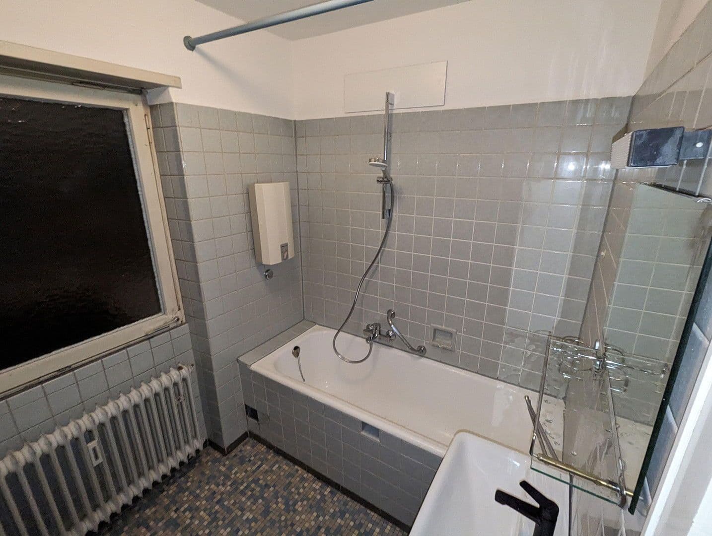 Predaj domu 160 m², pozemek 400 m², Nussbaumstraße 20, Saarbrücken, Sársko Predaj domu 160 m², pozemek 400 m², Nussbaumstraße 20, Saarbrücken, Sársko