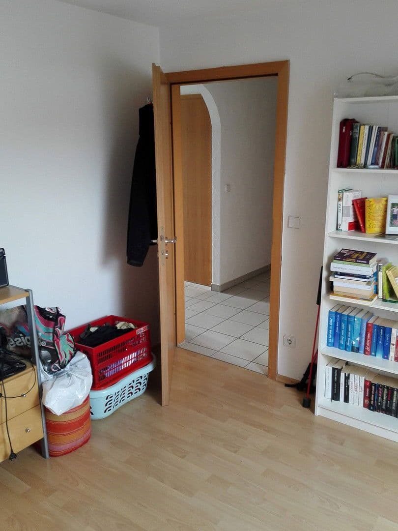 Prenájom bytu 3-izbový 78 m², Schwaigern, Bádensko-Wurttembersko Prenájom bytu 3-izbový 78 m², Schwaigern, Bádensko-Wurttembersko