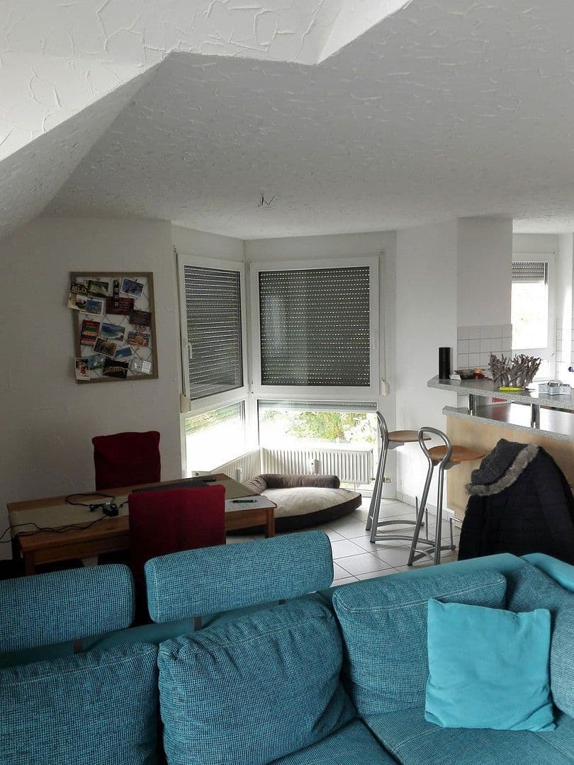 Prenájom bytu 3-izbový 78 m², Schwaigern, Bádensko-Wurttembersko Prenájom bytu 3-izbový 78 m², Schwaigern, Bádensko-Wurttembersko