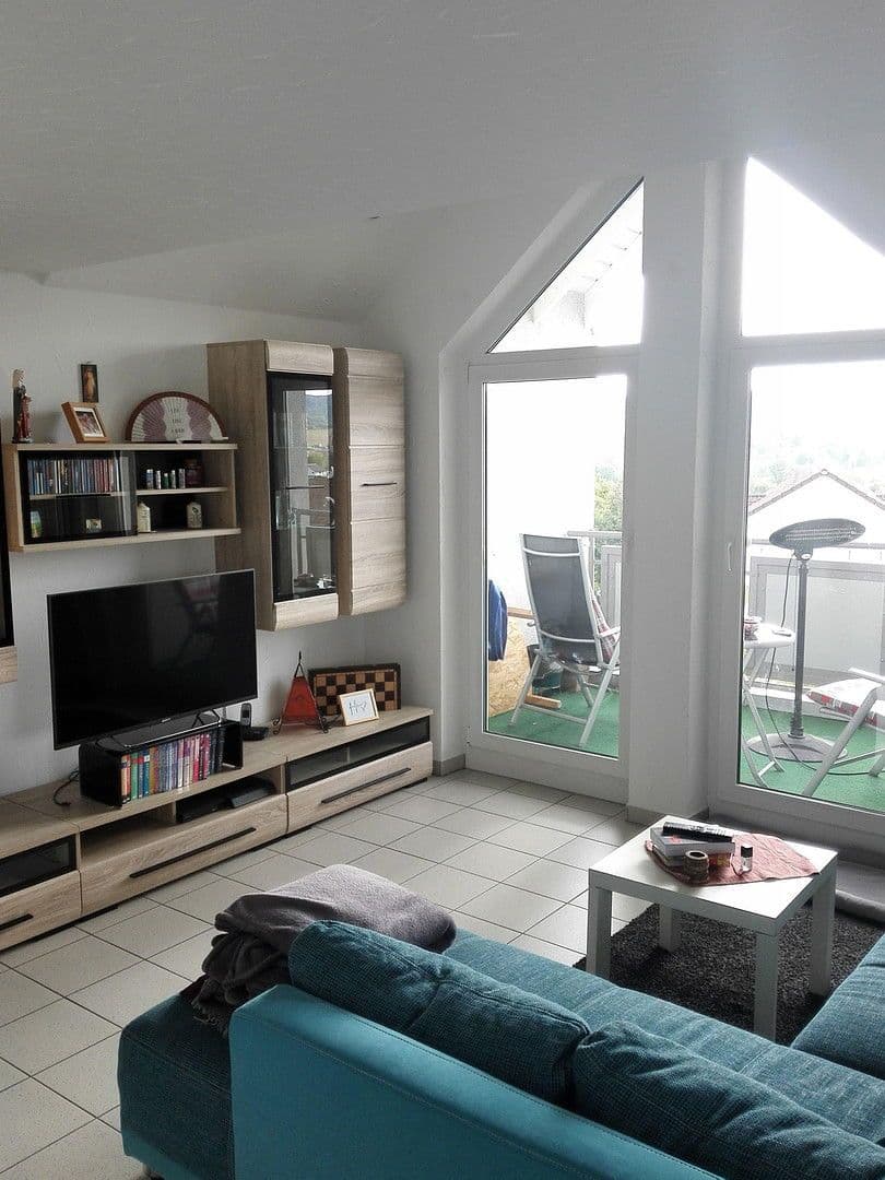 Prenájom bytu 3-izbový 78 m², Schwaigern, Bádensko-Wurttembersko Prenájom bytu 3-izbový 78 m², Schwaigern, Bádensko-Wurttembersko