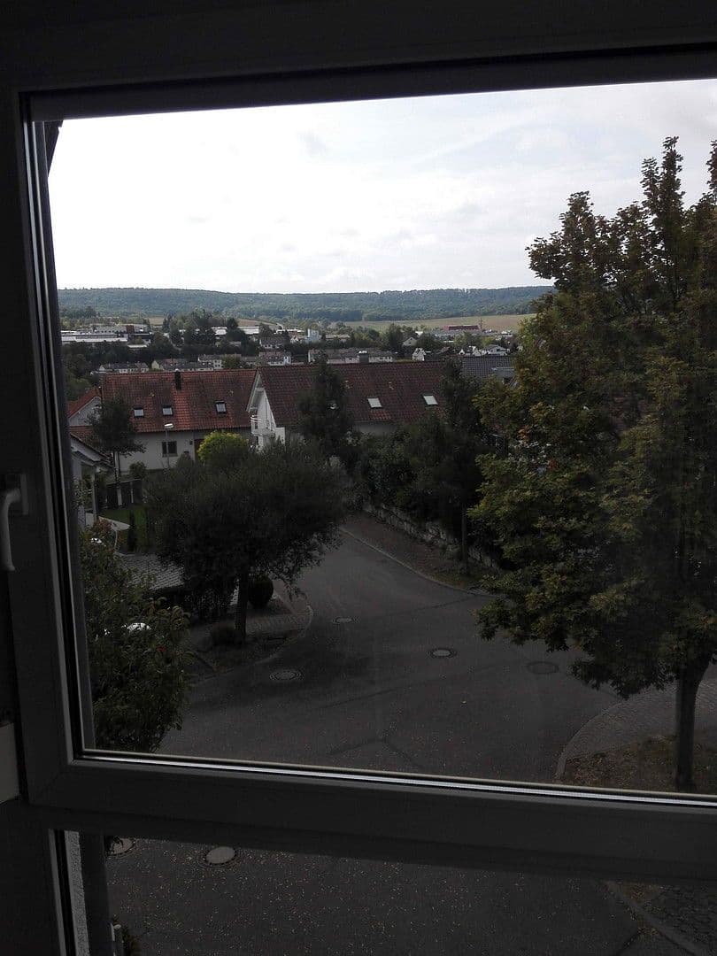 Prenájom bytu 3-izbový 78 m², Schwaigern, Bádensko-Wurttembersko Prenájom bytu 3-izbový 78 m², Schwaigern, Bádensko-Wurttembersko