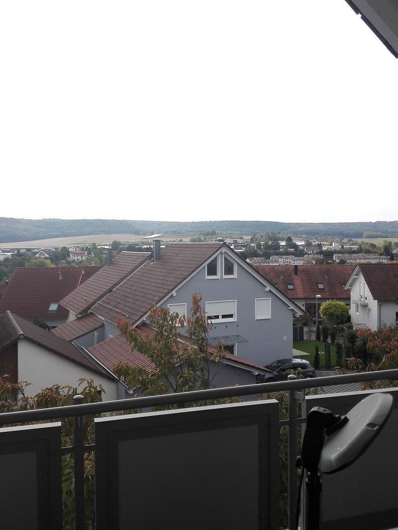 Prenájom bytu 3-izbový 78 m², Schwaigern, Bádensko-Wurttembersko Prenájom bytu 3-izbový 78 m², Schwaigern, Bádensko-Wurttembersko