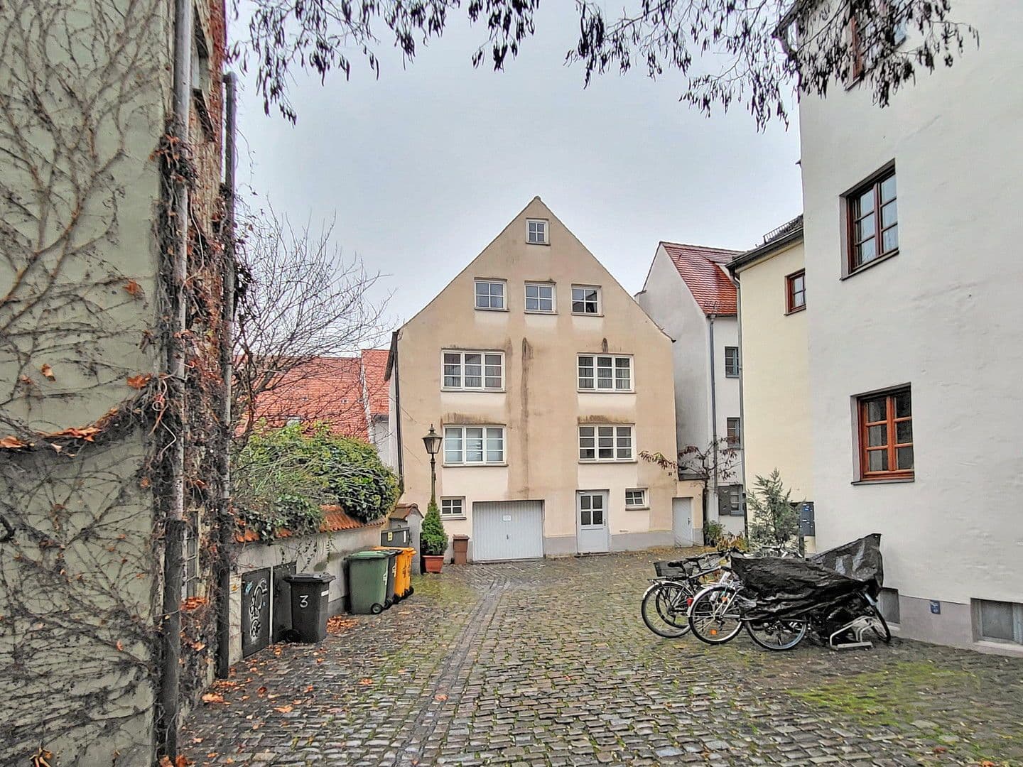 Predaj bytu 5-izbový 79 m², Saurengreinswinkel 7, Augsburg, Bavorsko Predaj bytu 5-izbový 79 m², Saurengreinswinkel 7, Augsburg, Bavorsko
