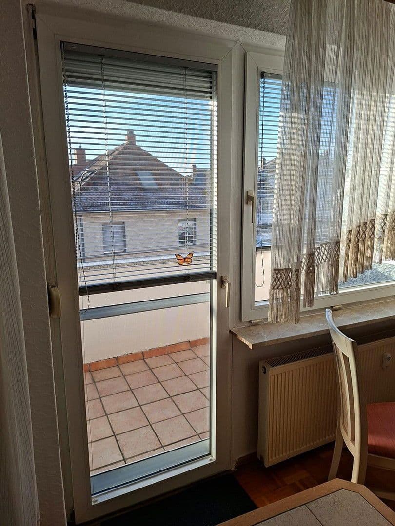 Prenájom bytu 3-izbový 75 m², Mühlheim am Main, Hesensko Prenájom bytu 3-izbový 75 m², Mühlheim am Main, Hesensko