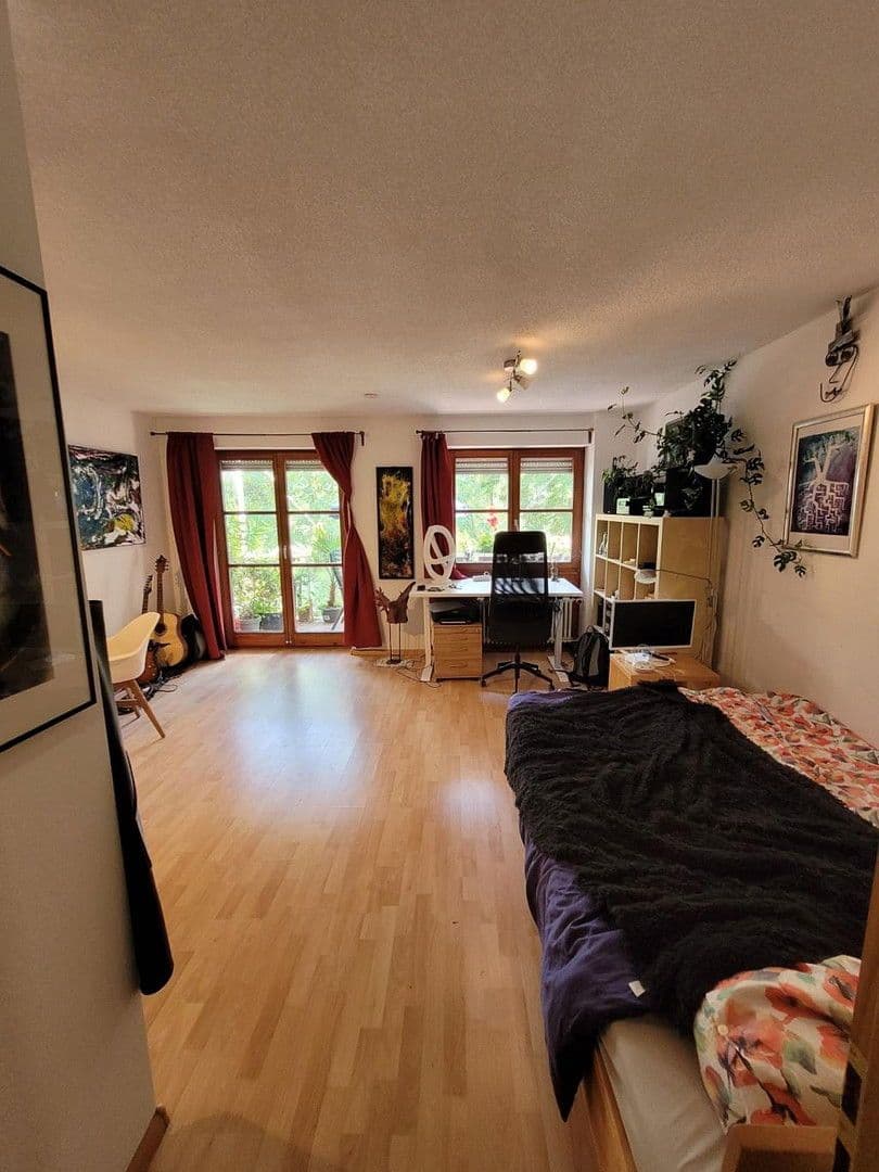 Prenájom bytu 1-izbový 35 m², Kartäuserstraße 98, Freiburg im Breisgau, Bádensko-Wurttembersko Prenájom bytu 1-izbový 35 m², Kartäuserstraße 98, Freiburg im Breisgau, Bádensko-Wurttembersko