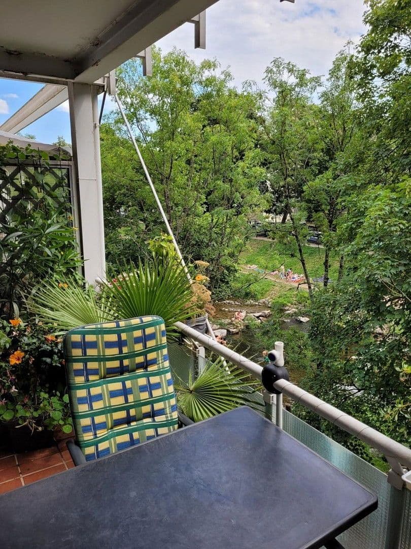 Prenájom bytu 1-izbový 35 m², Kartäuserstraße 98, Freiburg im Breisgau, Bádensko-Wurttembersko Prenájom bytu 1-izbový 35 m², Kartäuserstraße 98, Freiburg im Breisgau, Bádensko-Wurttembersko