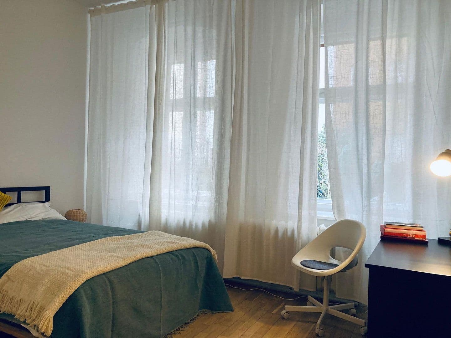 Prenájom bytu 2-izbový 65 m², Katharinenstrasse 21, Berlin, Berlín Prenájom bytu 2-izbový 65 m², Katharinenstrasse 21, Berlin, Berlín