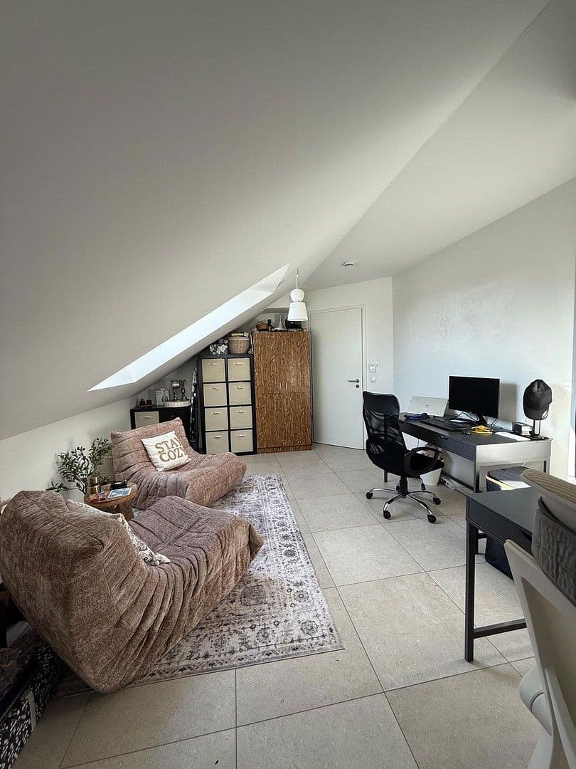 Prenájom bytu 3-izbový 94 m², Staffelsgasse 41, Alfter, Severné Porýnie - Westfálsko Prenájom bytu 3-izbový 94 m², Staffelsgasse 41, Alfter, Severné Porýnie - Westfálsko