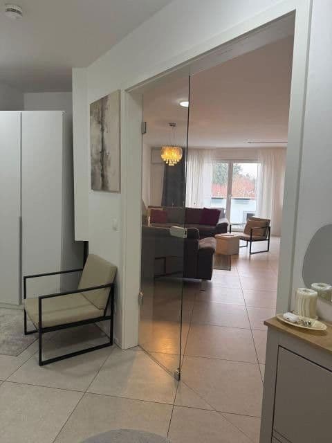 Prenájom bytu 3-izbový 94 m², Staffelsgasse 41, Alfter, Severné Porýnie - Westfálsko Prenájom bytu 3-izbový 94 m², Staffelsgasse 41, Alfter, Severné Porýnie - Westfálsko