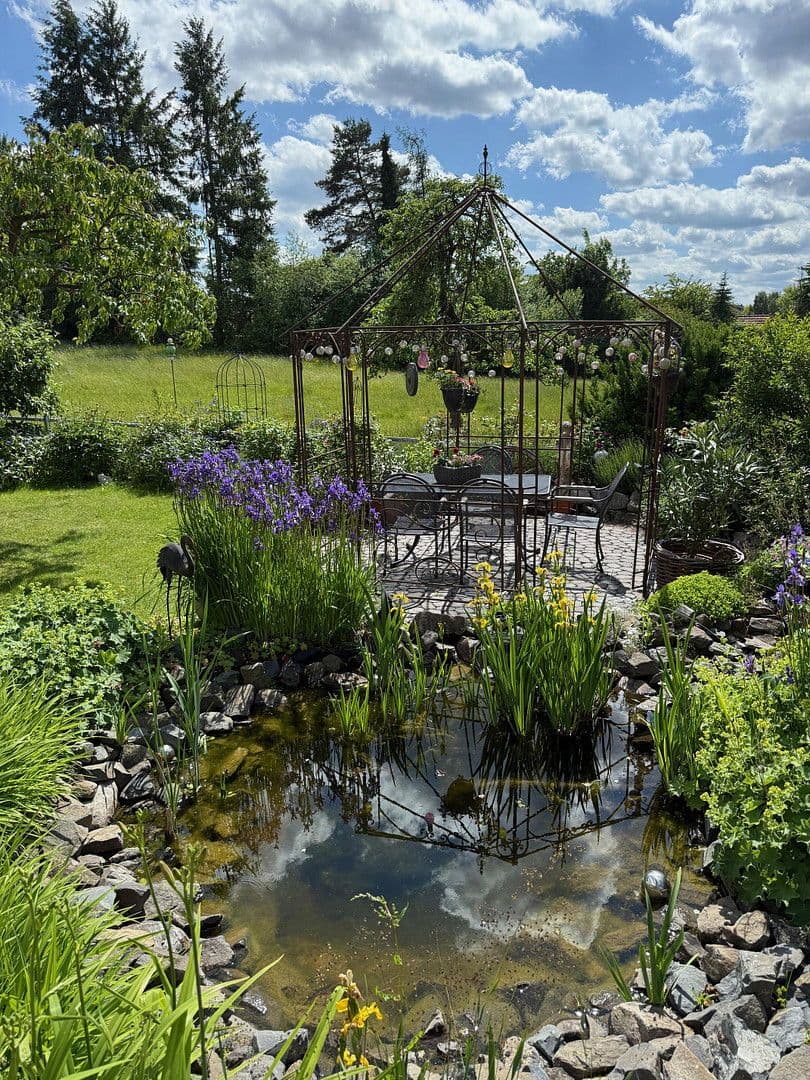 Predaj domu 322 m², pozemek 707 m², Künzell, Hesensko Predaj domu 322 m², pozemek 707 m², Künzell, Hesensko