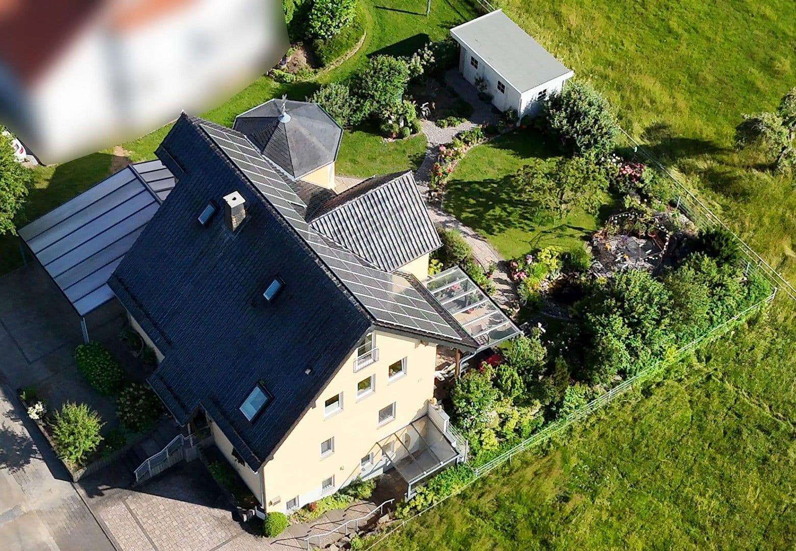 Predaj domu 322 m², pozemek 707 m², Künzell, Hesensko Predaj domu 322 m², pozemek 707 m², Künzell, Hesensko