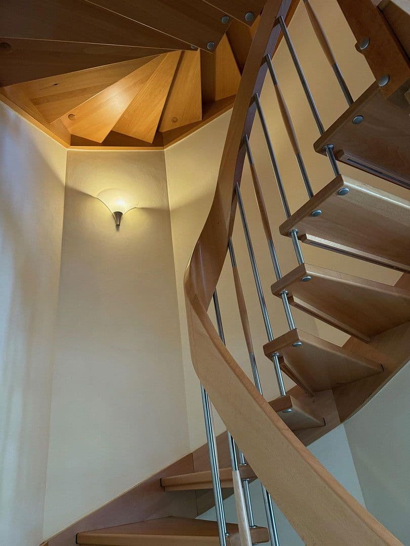 Predaj domu 322 m², pozemek 707 m², Künzell, Hesensko Predaj domu 322 m², pozemek 707 m², Künzell, Hesensko