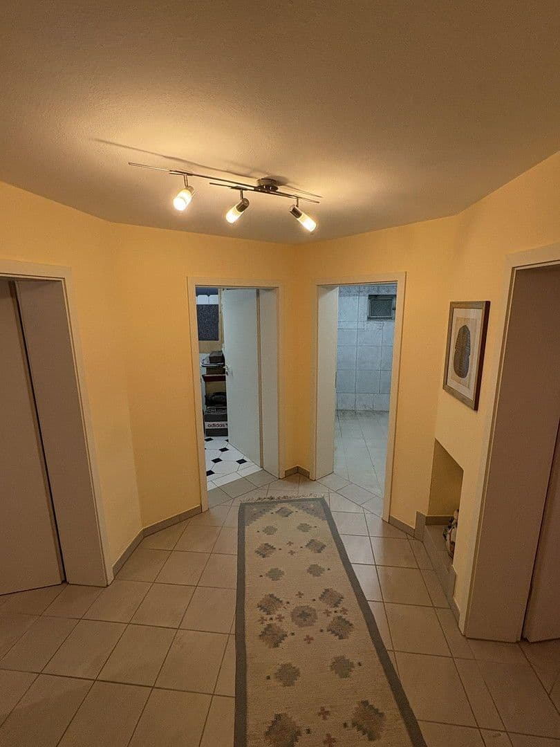 Predaj domu 137 m², pozemek 304 m², Oberasbach, Bavorsko Predaj domu 137 m², pozemek 304 m², Oberasbach, Bavorsko