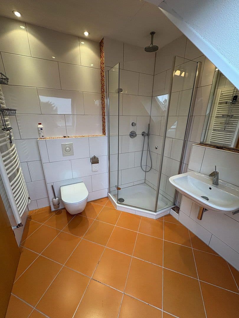 Predaj domu 137 m², pozemek 304 m², Oberasbach, Bavorsko Predaj domu 137 m², pozemek 304 m², Oberasbach, Bavorsko