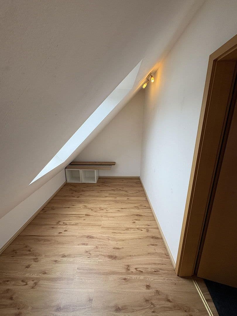 Predaj domu 137 m², pozemek 304 m², Oberasbach, Bavorsko Predaj domu 137 m², pozemek 304 m², Oberasbach, Bavorsko