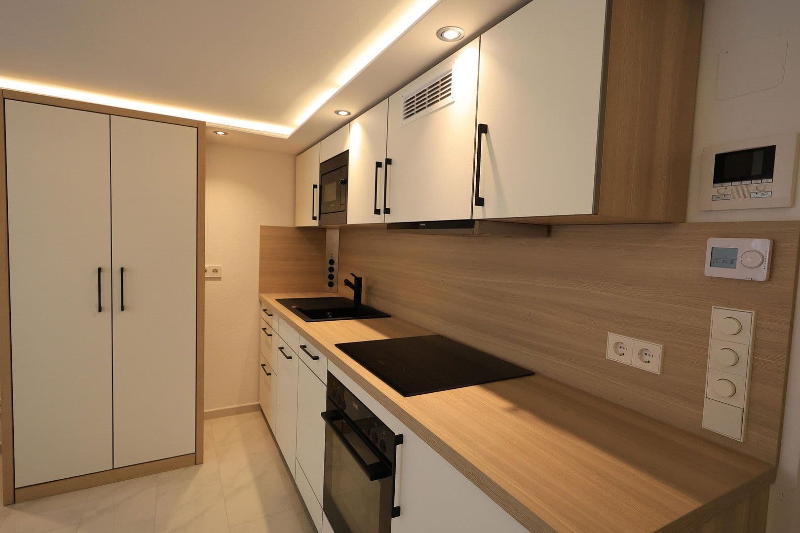 Prenájom bytu 1-izbový 30 m², Leinfelden-Echterdingen, Bádensko-Wurttembersko Prenájom bytu 1-izbový 30 m², Leinfelden-Echterdingen, Bádensko-Wurttembersko