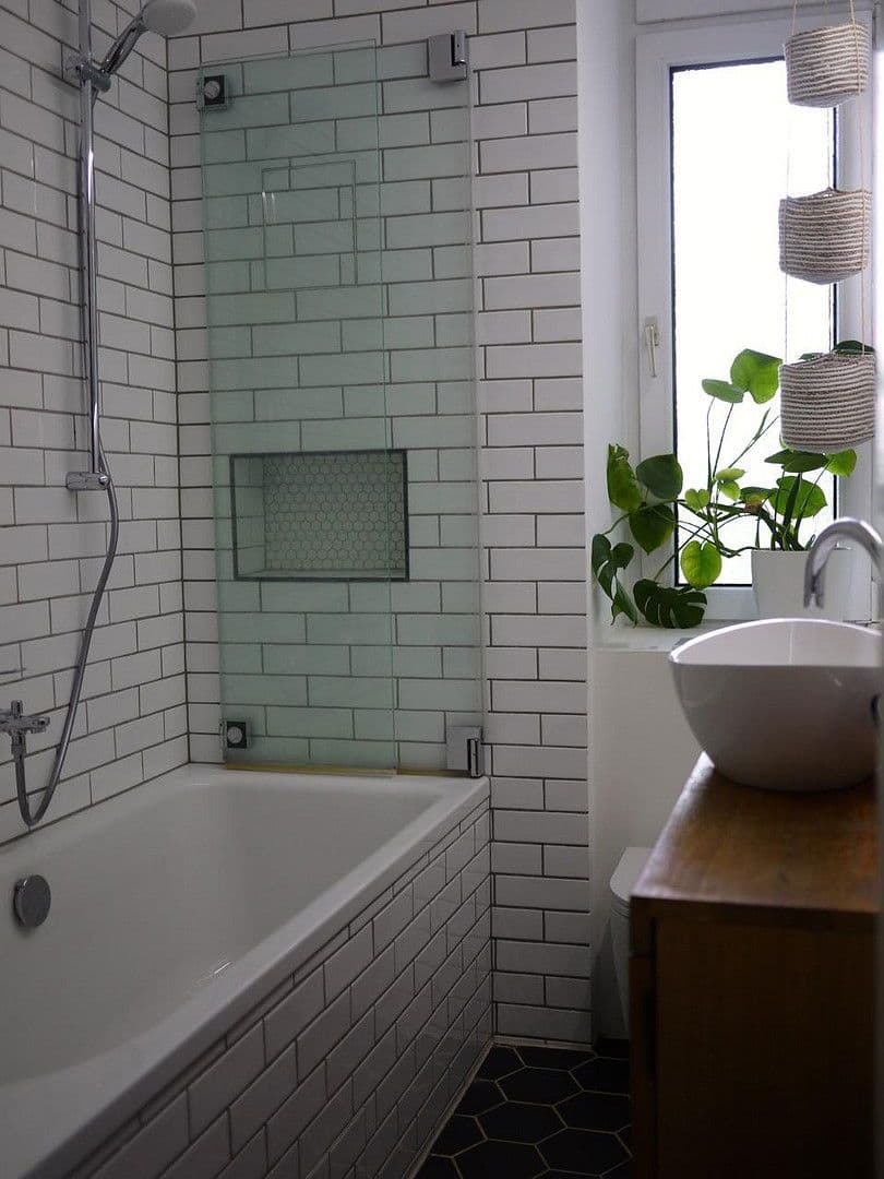 Predaj bytu 4-izbový 80 m², Berlin, Berlín Predaj bytu 4-izbový 80 m², Berlin, Berlín