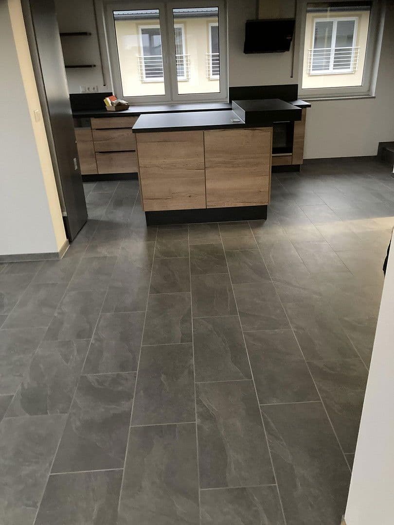 Prenájom domu 160 m², pozemek 450 m², Carlo schellemannstr 26B, Eggenfelden, Bavorsko Prenájom domu 160 m², pozemek 450 m², Carlo schellemannstr 26B, Eggenfelden, Bavorsko