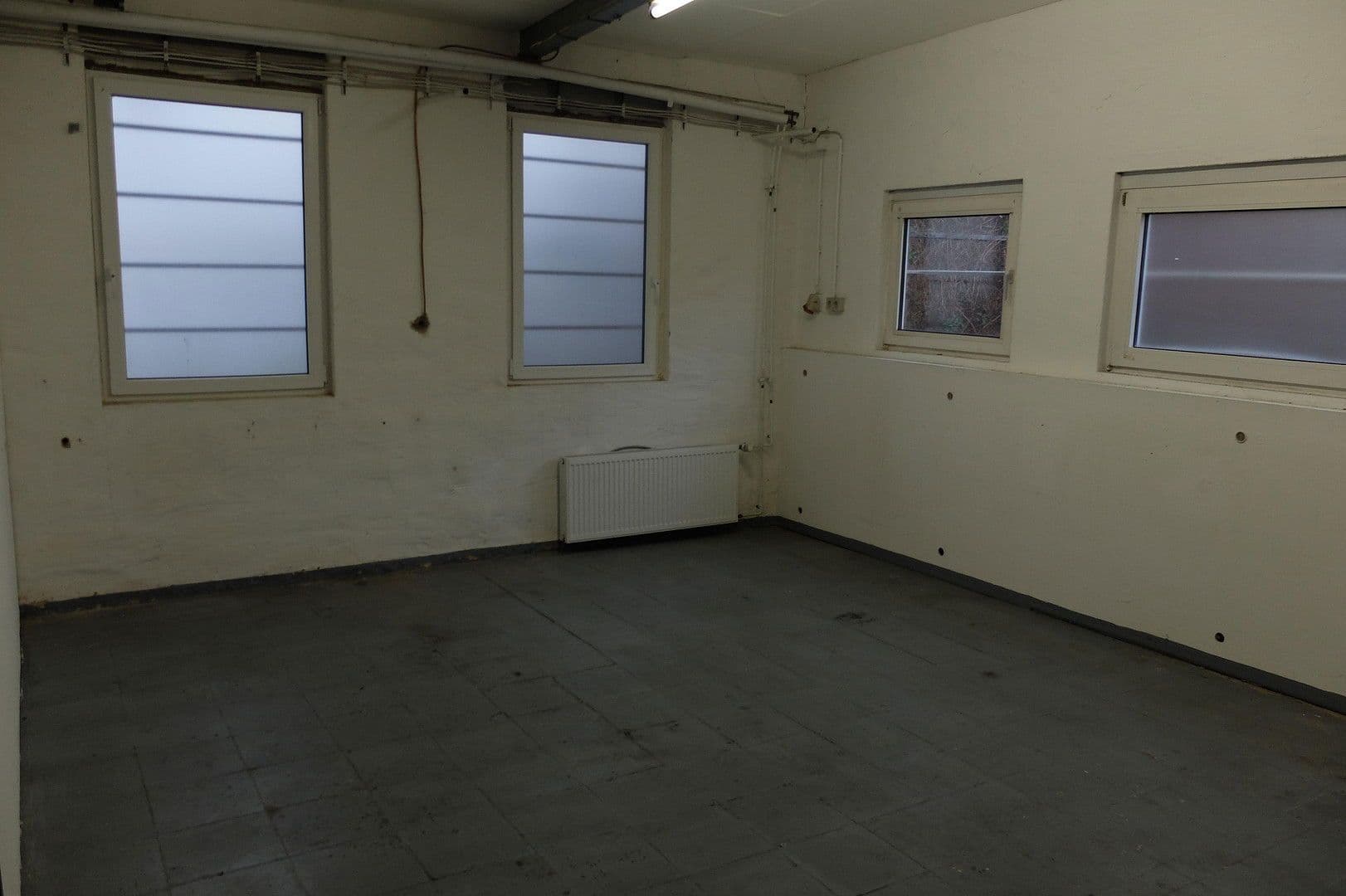 Prenájom nebytového priestoru 100 m², Wickrather Str. 105, Mönchengladbach, Severné Porýnie - Westfálsko Prenájom nebytového priestoru 100 m², Wickrather Str. 105, Mönchengladbach, Severné Porýnie - Westfálsko