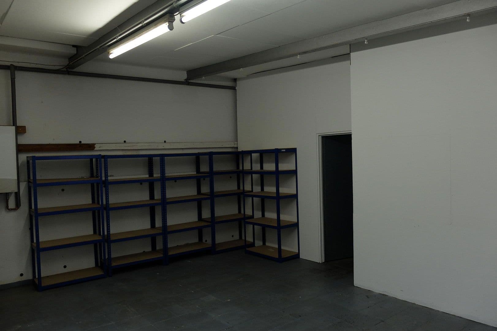 Prenájom nebytového priestoru 100 m², Wickrather Str. 105, Mönchengladbach, Severné Porýnie - Westfálsko Prenájom nebytového priestoru 100 m², Wickrather Str. 105, Mönchengladbach, Severné Porýnie - Westfálsko