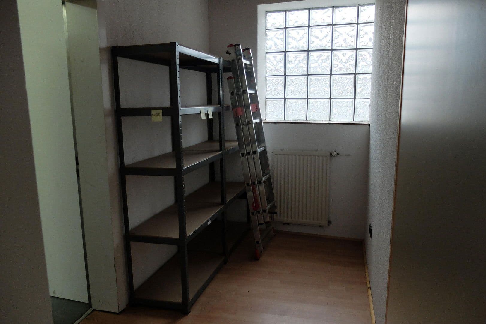 Prenájom nebytového priestoru 100 m², Wickrather Str. 105, Mönchengladbach, Severné Porýnie - Westfálsko Prenájom nebytového priestoru 100 m², Wickrather Str. 105, Mönchengladbach, Severné Porýnie - Westfálsko