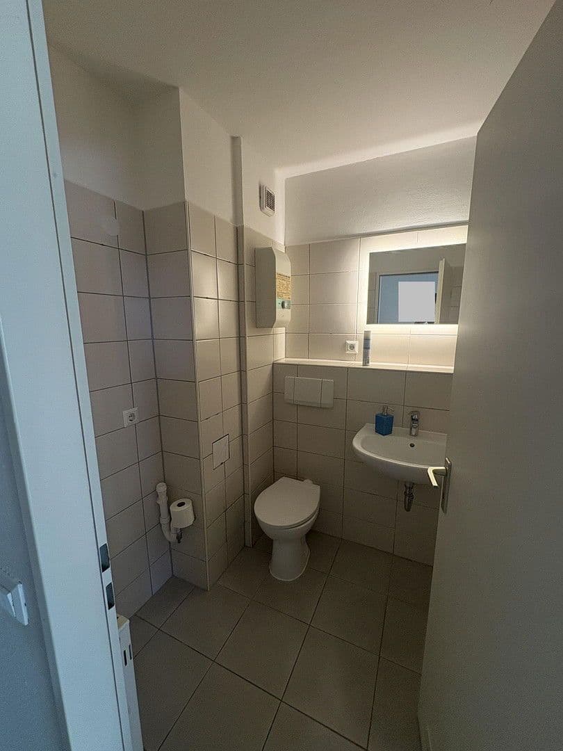 Prenájom bytu 2-izbový 71 m², Ebereschenstr. 15, Fürstenwalde/Spree, Brandenbursko Prenájom bytu 2-izbový 71 m², Ebereschenstr. 15, Fürstenwalde/Spree, Brandenbursko