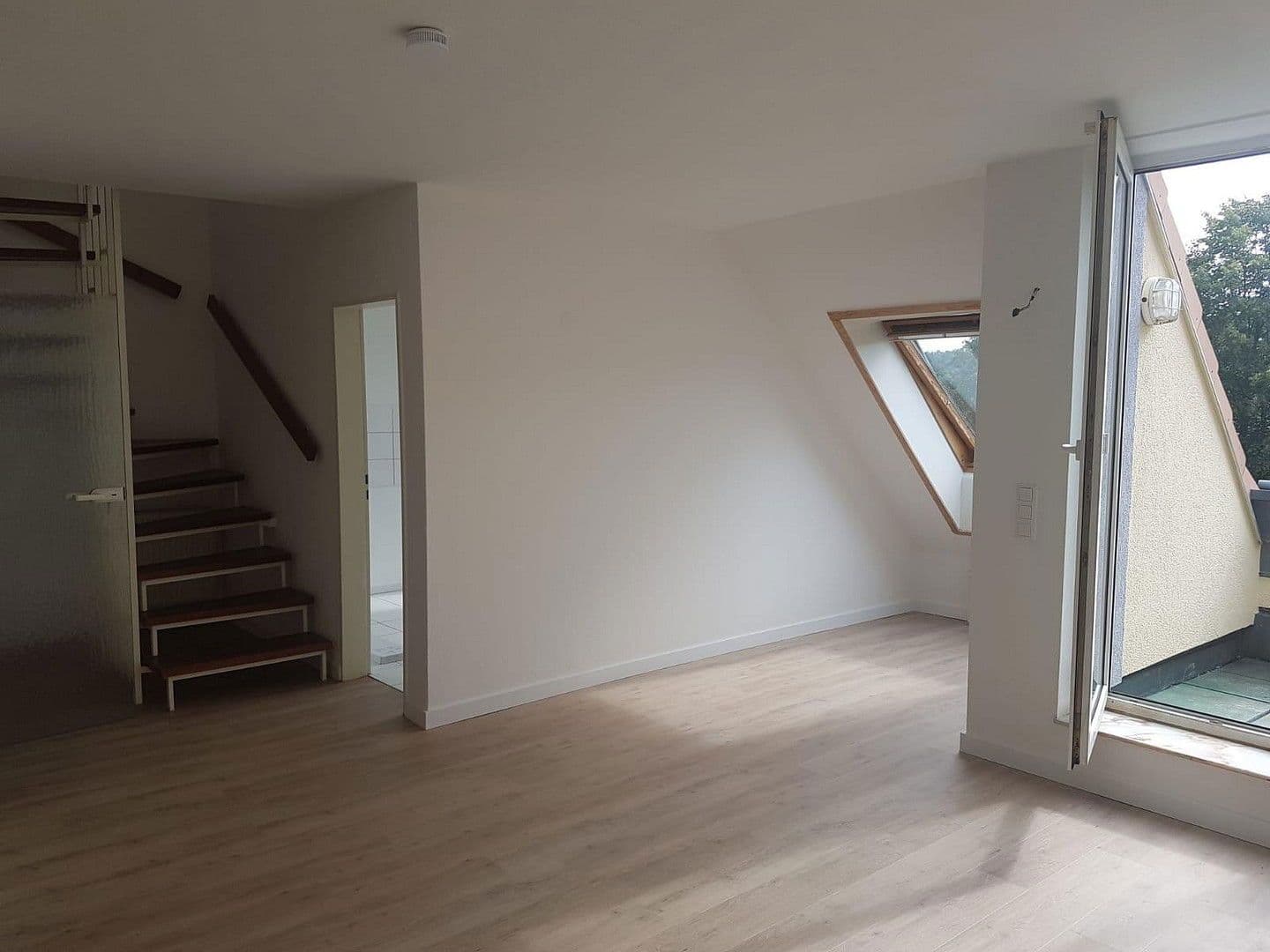 Prenájom bytu 2-izbový 71 m², Ebereschenstr. 15, Fürstenwalde/Spree, Brandenbursko Prenájom bytu 2-izbový 71 m², Ebereschenstr. 15, Fürstenwalde/Spree, Brandenbursko