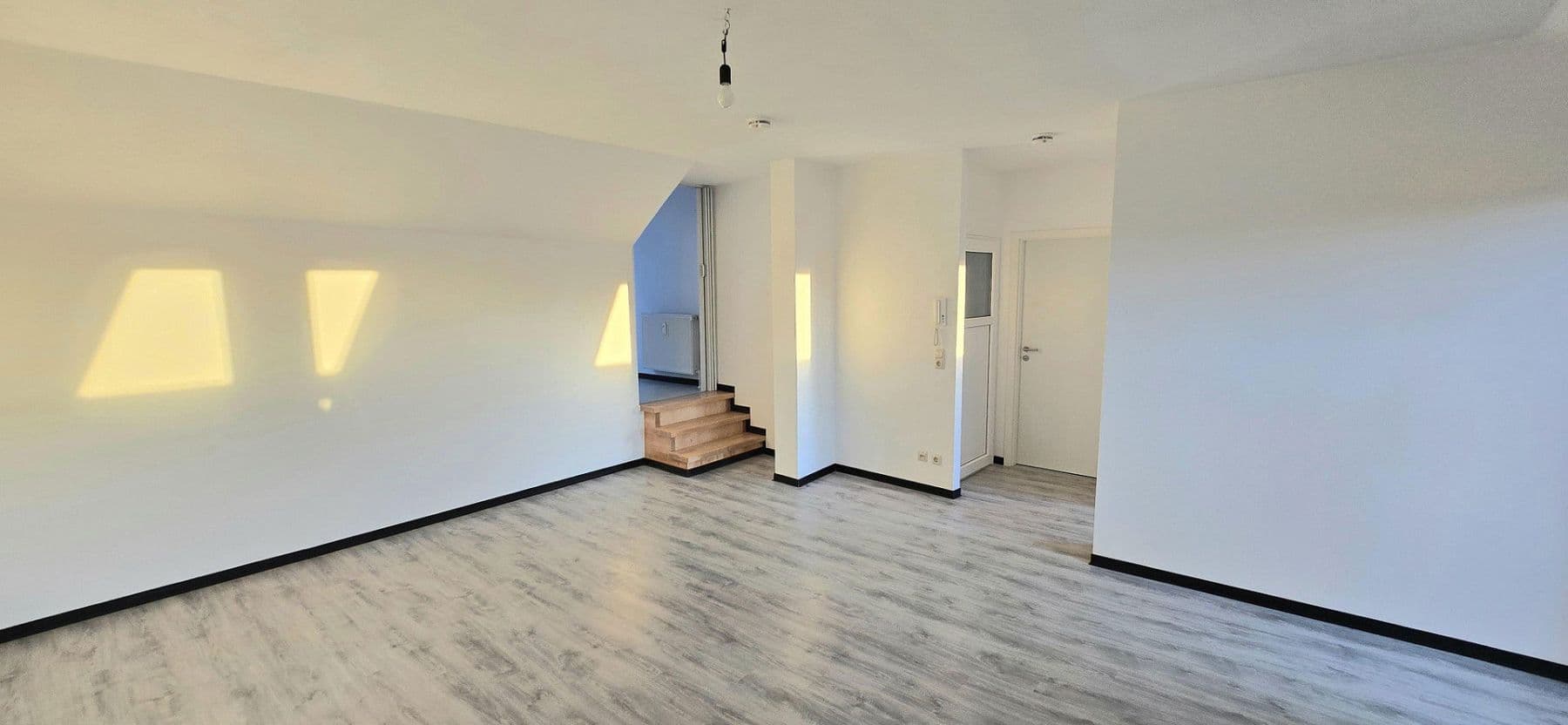 Prenájom bytu 2-izbový 52 m², Wendeburg, Dolné Sasko Prenájom bytu 2-izbový 52 m², Wendeburg, Dolné Sasko
