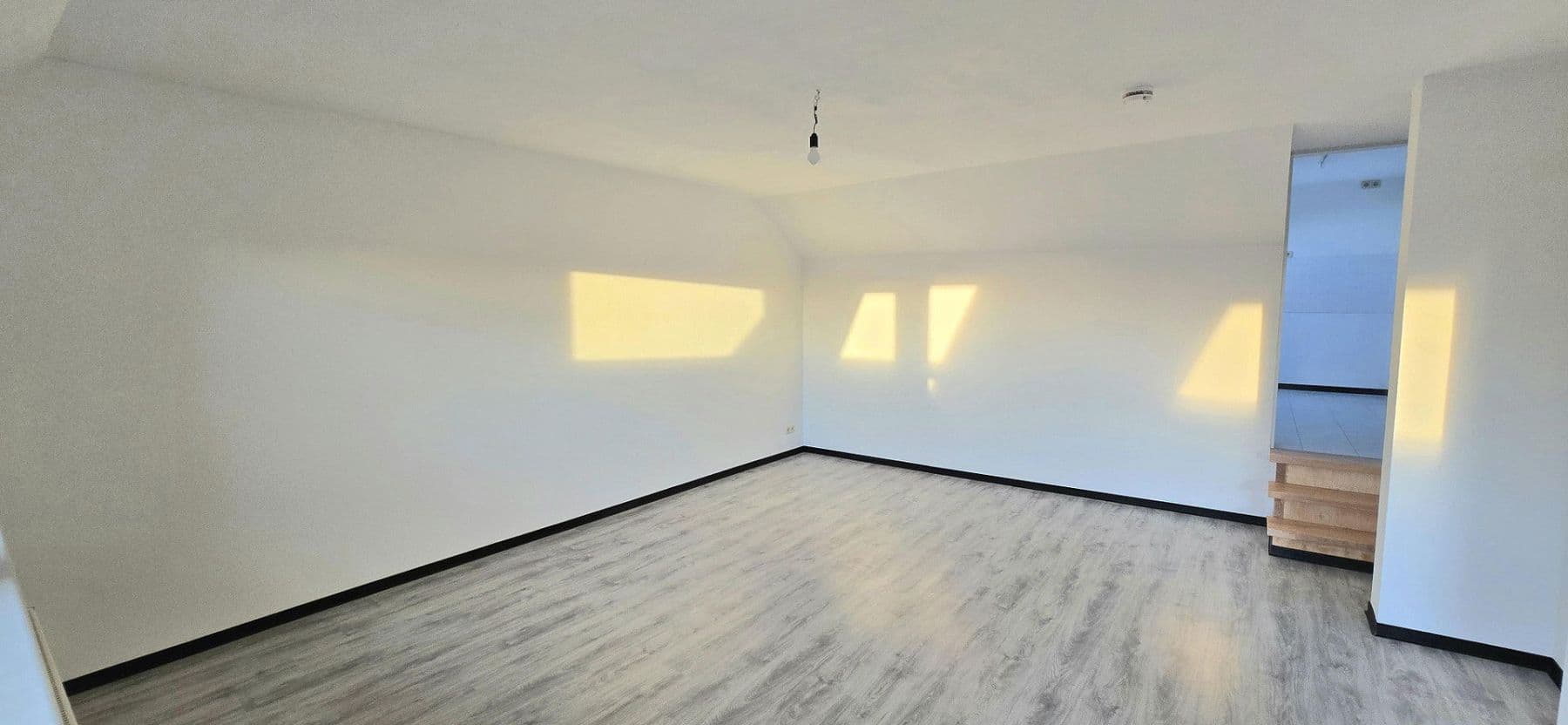 Prenájom bytu 2-izbový 52 m², Wendeburg, Dolné Sasko Prenájom bytu 2-izbový 52 m², Wendeburg, Dolné Sasko