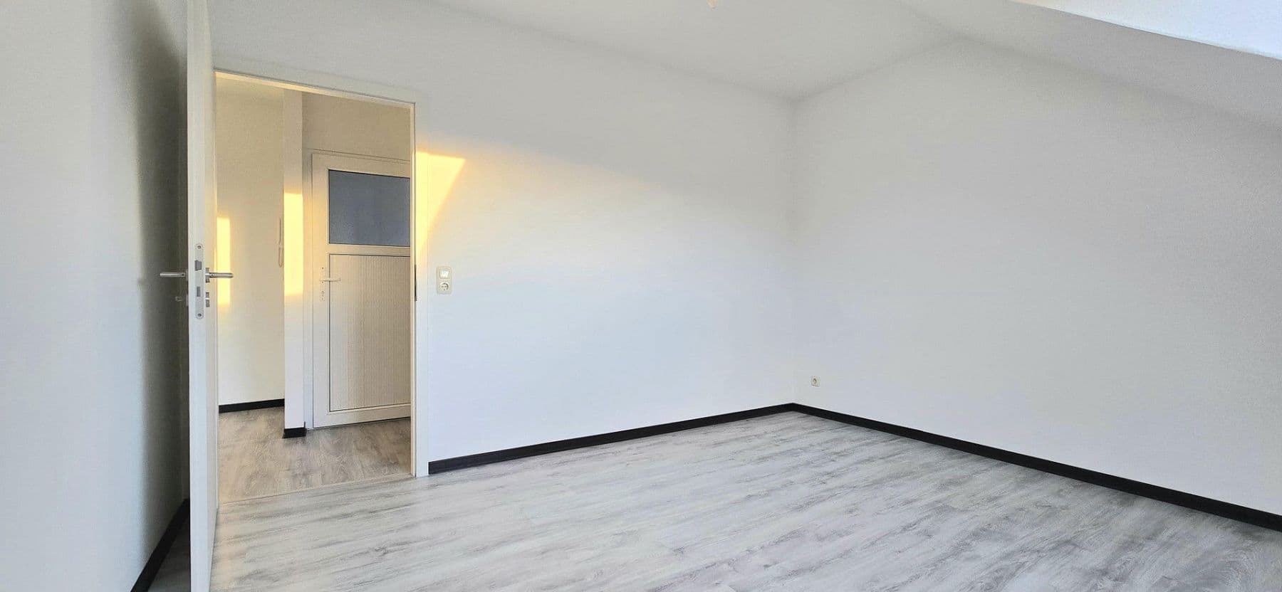 Prenájom bytu 2-izbový 52 m², Wendeburg, Dolné Sasko Prenájom bytu 2-izbový 52 m², Wendeburg, Dolné Sasko