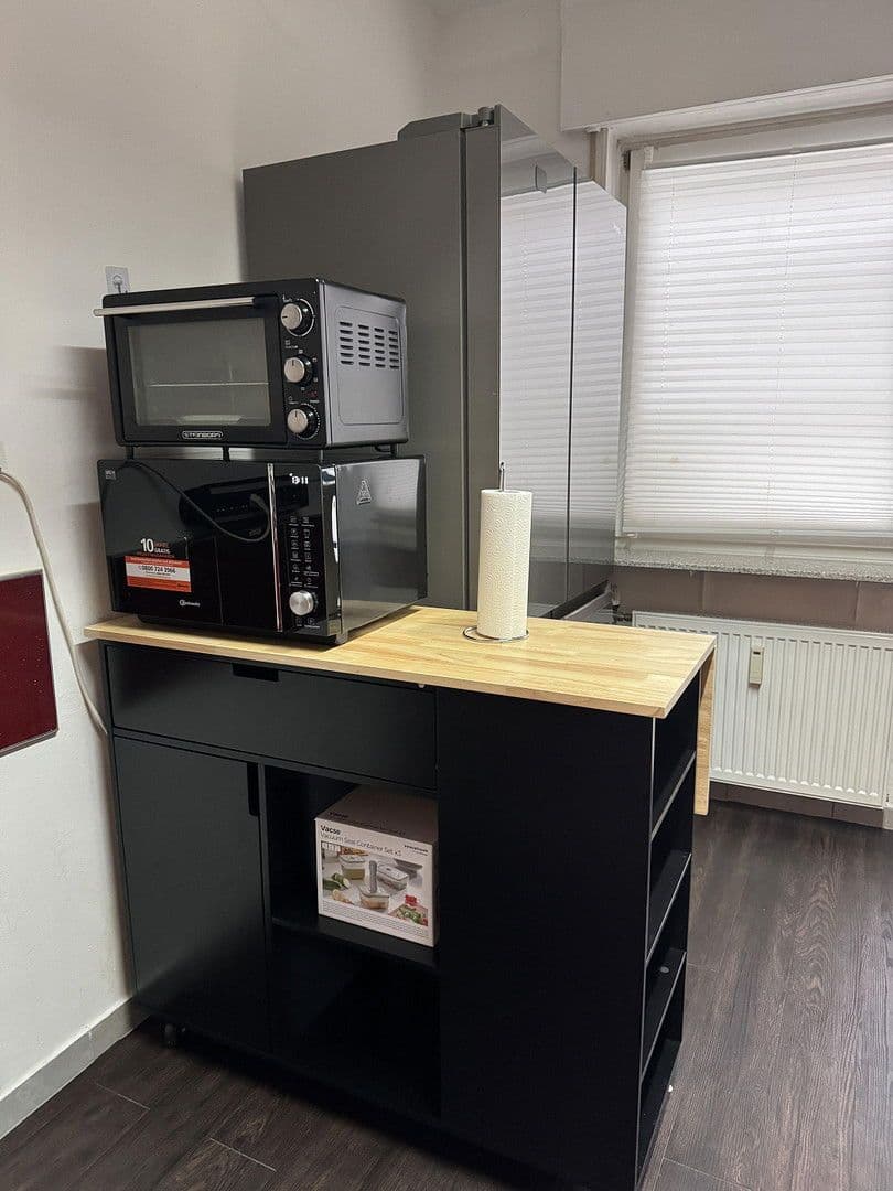 Prenájom bytu 3-izbový 90 m², Frankfurt am Main, Hesensko Prenájom bytu 3-izbový 90 m², Frankfurt am Main, Hesensko