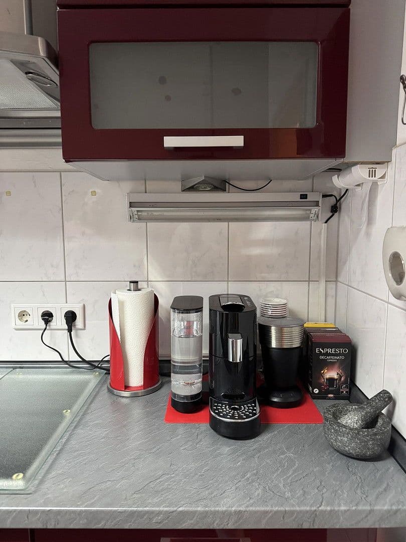 Prenájom bytu 3-izbový 90 m², Frankfurt am Main, Hesensko Prenájom bytu 3-izbový 90 m², Frankfurt am Main, Hesensko