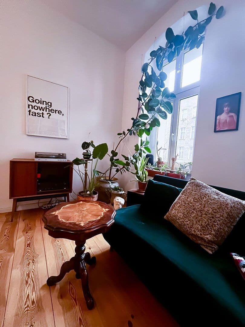 Prenájom bytu 2-izbový 89 m², Berlin, Berlín Prenájom bytu 2-izbový 89 m², Berlin, Berlín