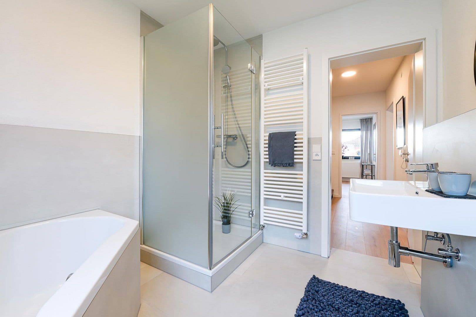 Predaj domu 161 m², pozemek 216 m², Bad Friedrichshall, Bádensko-Wurttembersko Predaj domu 161 m², pozemek 216 m², Bad Friedrichshall, Bádensko-Wurttembersko