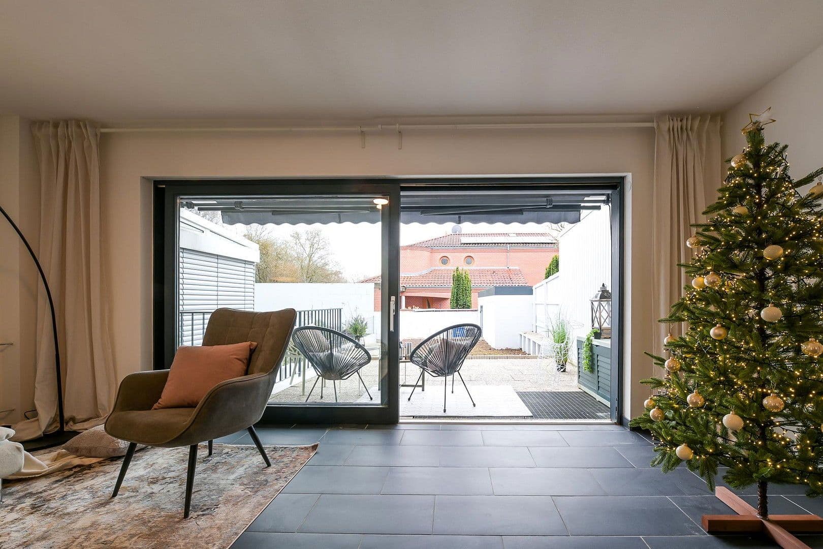 Predaj domu 161 m², pozemek 216 m², Bad Friedrichshall, Bádensko-Wurttembersko Predaj domu 161 m², pozemek 216 m², Bad Friedrichshall, Bádensko-Wurttembersko