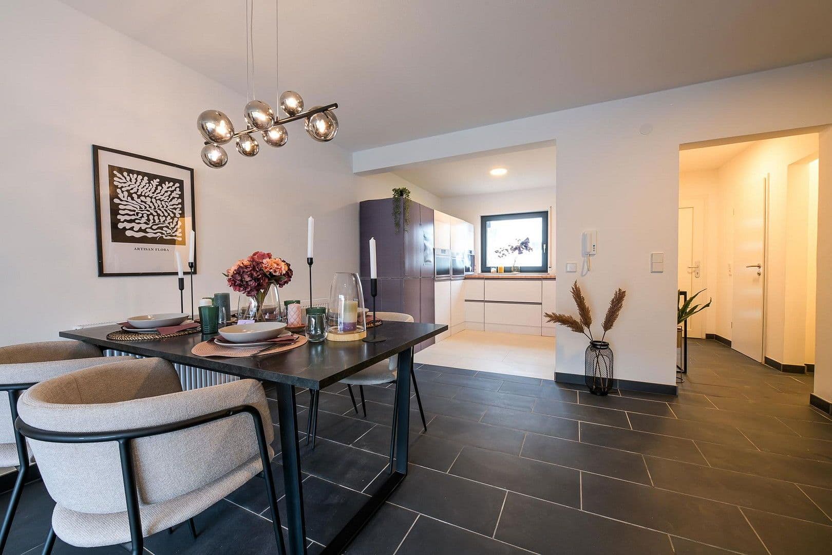 Predaj domu 161 m², pozemek 216 m², Bad Friedrichshall, Bádensko-Wurttembersko Predaj domu 161 m², pozemek 216 m², Bad Friedrichshall, Bádensko-Wurttembersko