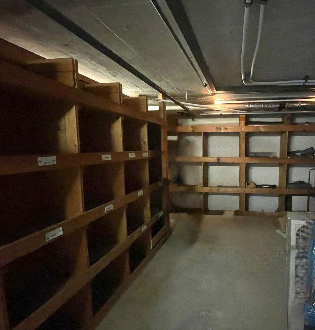 Prenájom nebytového priestoru 105 m², Brettergartenstraße 57, Nürnberg, Bavorsko Prenájom nebytového priestoru 105 m², Brettergartenstraße 57, Nürnberg, Bavorsko