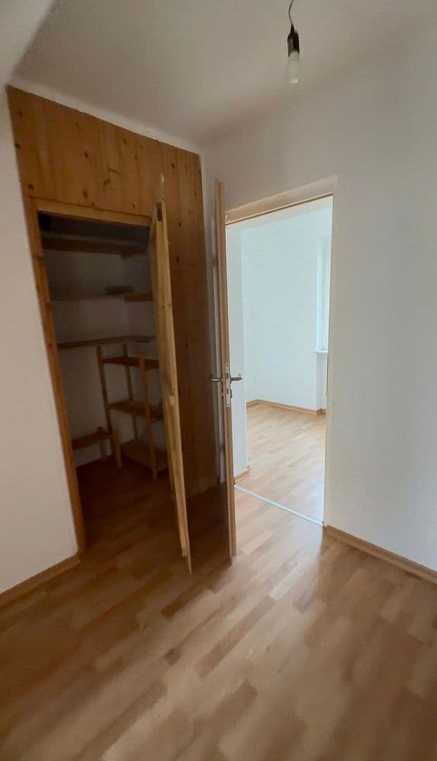 Predaj bytu 4-izbový 77 m², Neukieritzsch, Sasko Predaj bytu 4-izbový 77 m², Neukieritzsch, Sasko