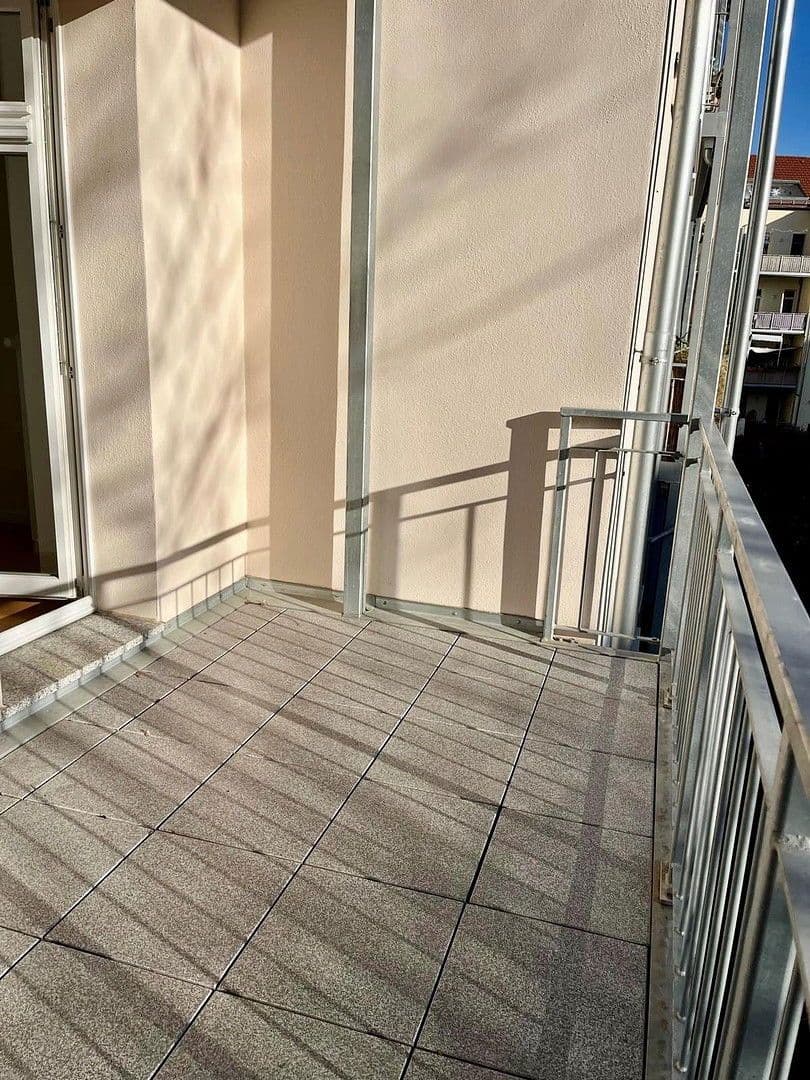 Prenájom bytu 3-izbový 74 m², Rinckartstraße 5, Leipzig, Sasko Prenájom bytu 3-izbový 74 m², Rinckartstraße 5, Leipzig, Sasko